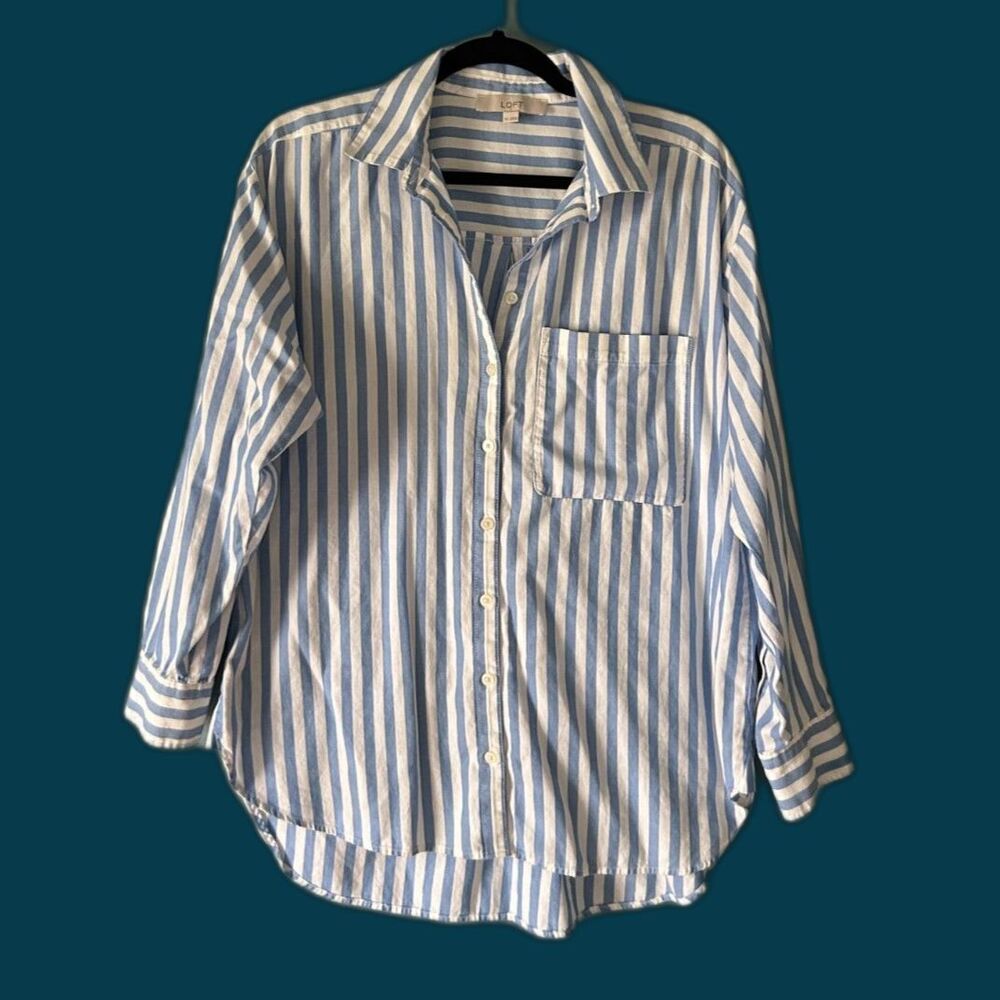 Loft blue/white stripped long sleeve button down cotton shirt size medium